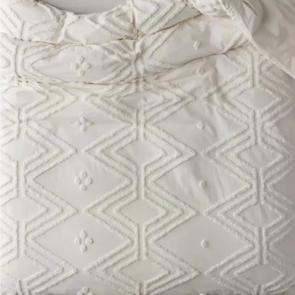 Urban Outfitters Tufted Duvet
